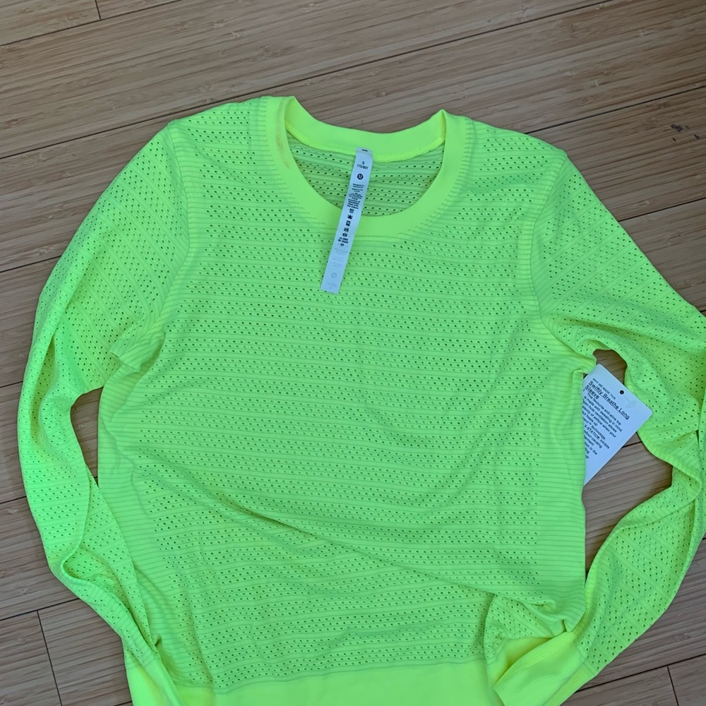 Swiftly Breathe Long Sleeve Brand New